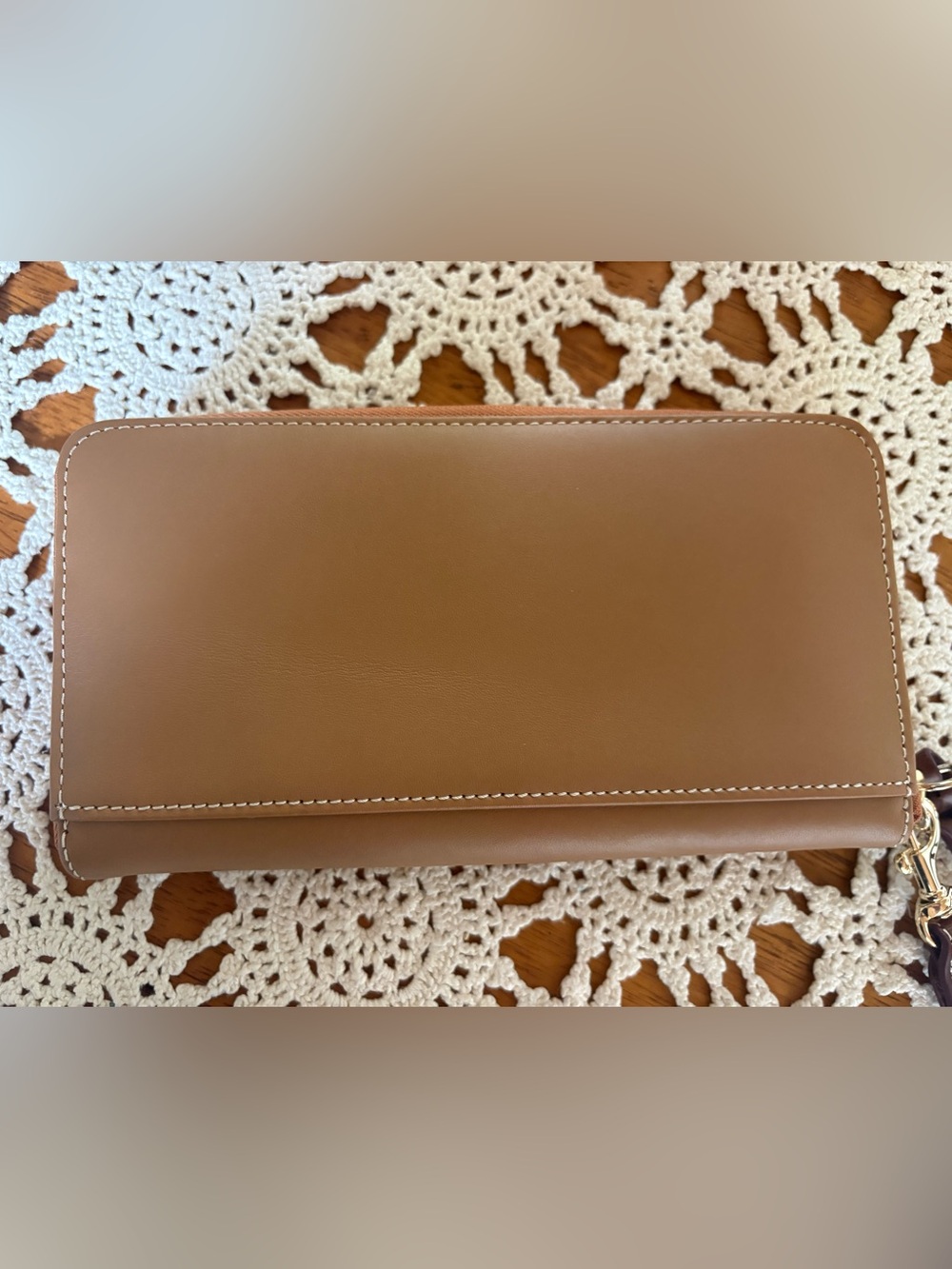 Dooney & Bourke Tan Leather Zip Around Wristlet Wallet Gold Hardware - Picture 6 of 12